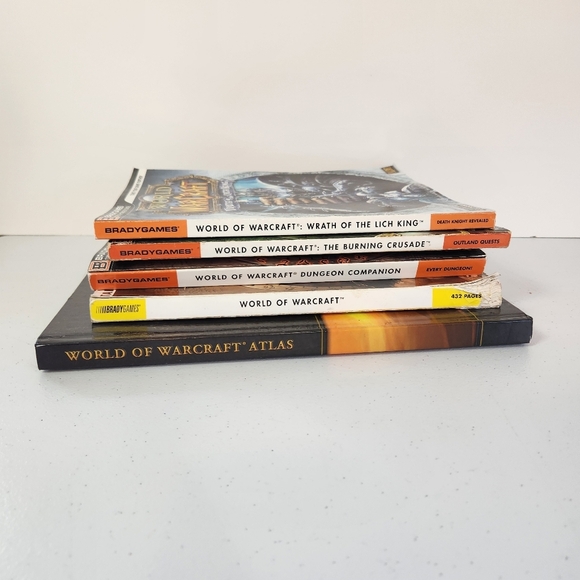 World of Warcraft WoW Atlas Dungeon Companion Lich King Lot of Manuals Books - Picture 2 of 2